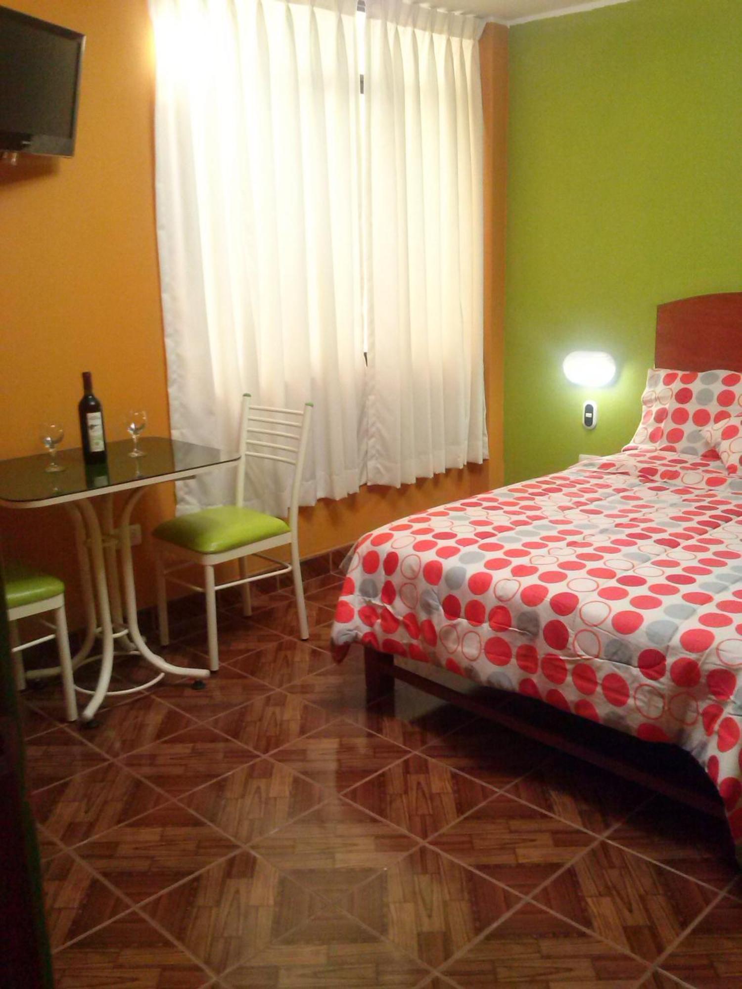 Hostal Real Alcazar Nazca Bilik gambar