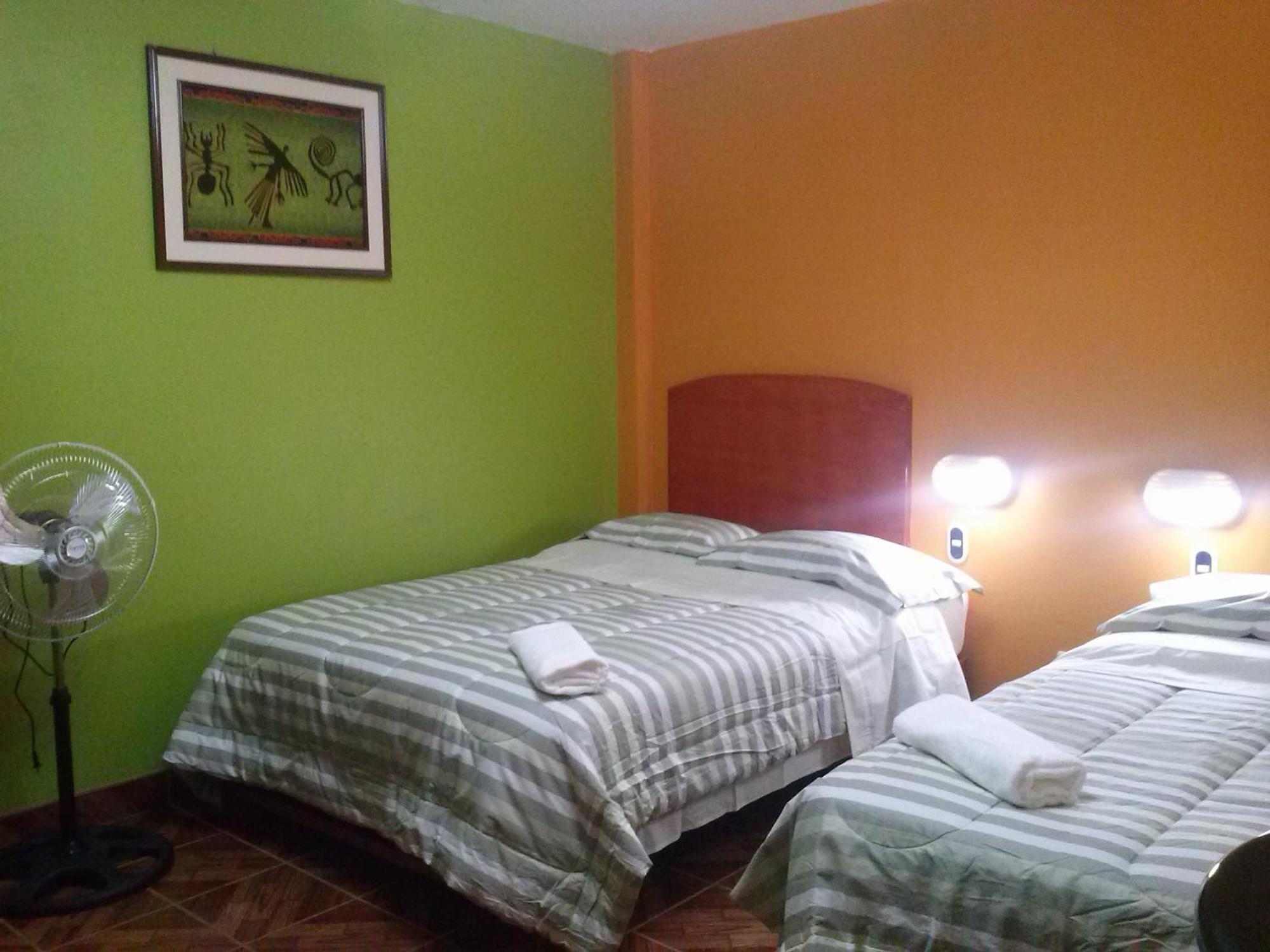 Hostal Real Alcazar Nazca Bilik gambar