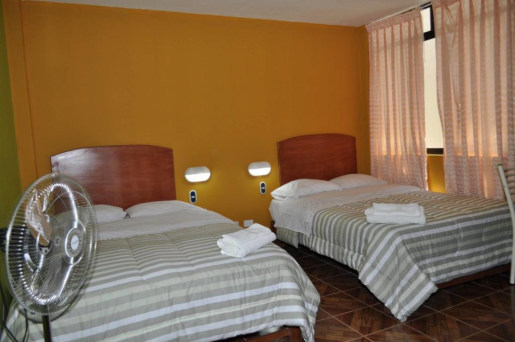 Hostal Real Alcazar Nazca Bilik gambar